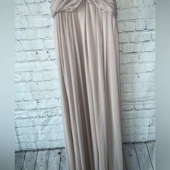 BRAND NWT David’s Bridal Gray Long Biscot Gray Dress size 0 - Picture 3 of 15
